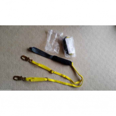 MSA ArcSafe Twin Leg Shock-Absorbing Lanyard, adjusts from 4-6 ft,  Sale, New not in factory packagi